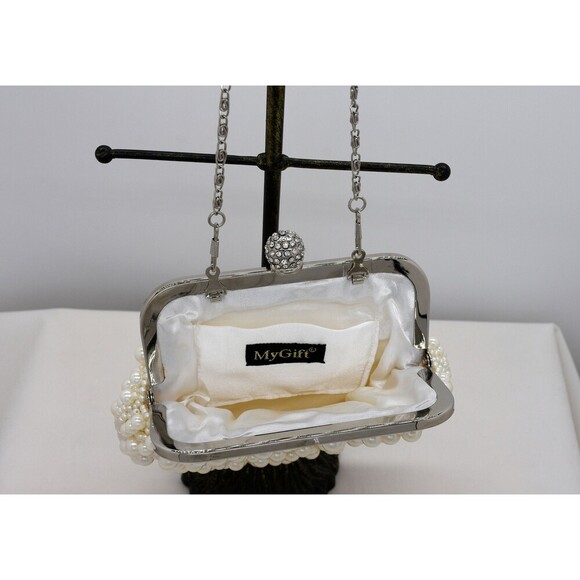 Beautiful Pearl Studded Gem Purse with Silk fabric lining - Picture 8 of 8